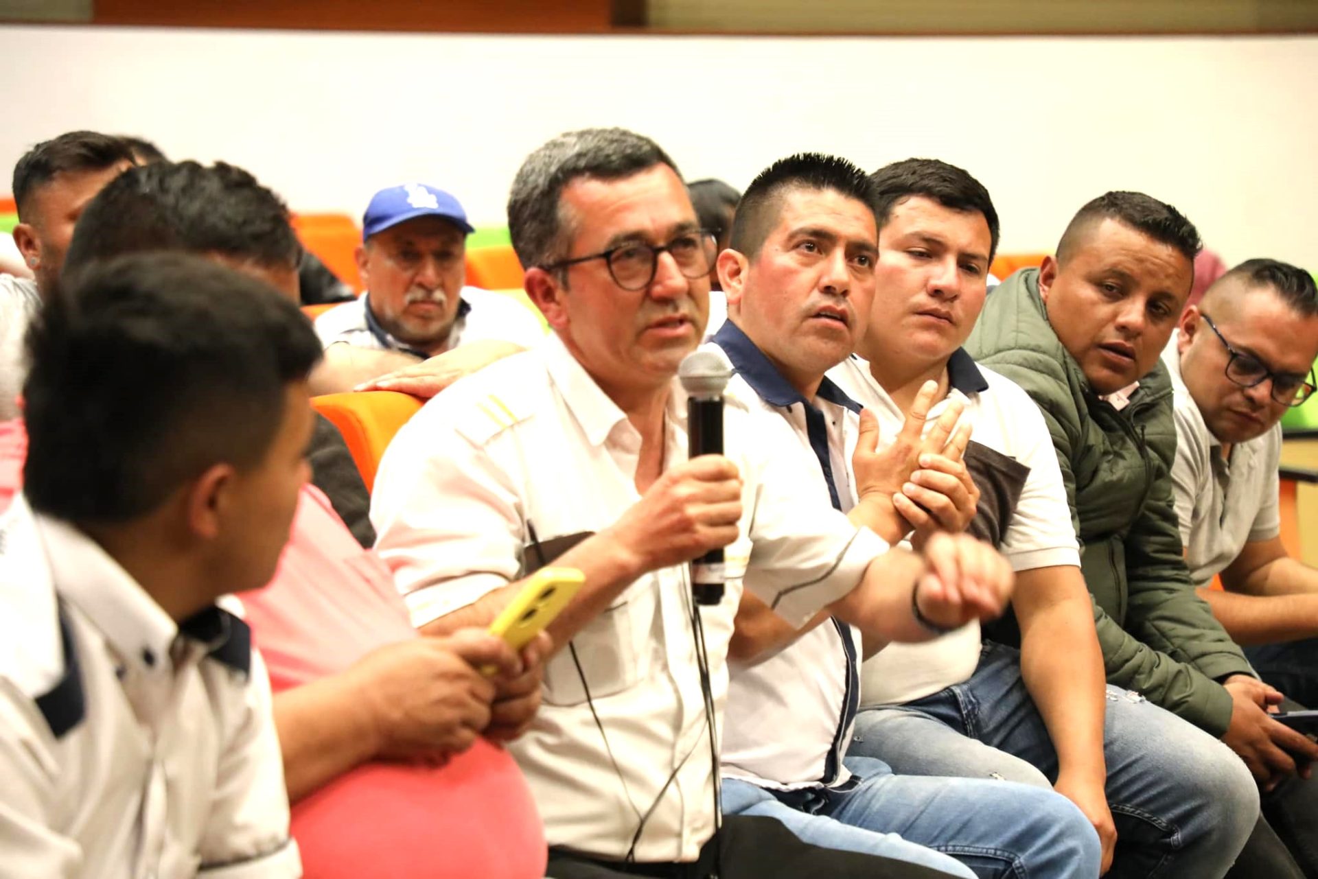 Acuerdo en Chia se revisaran tarifas y se normaliza transporte interno 2