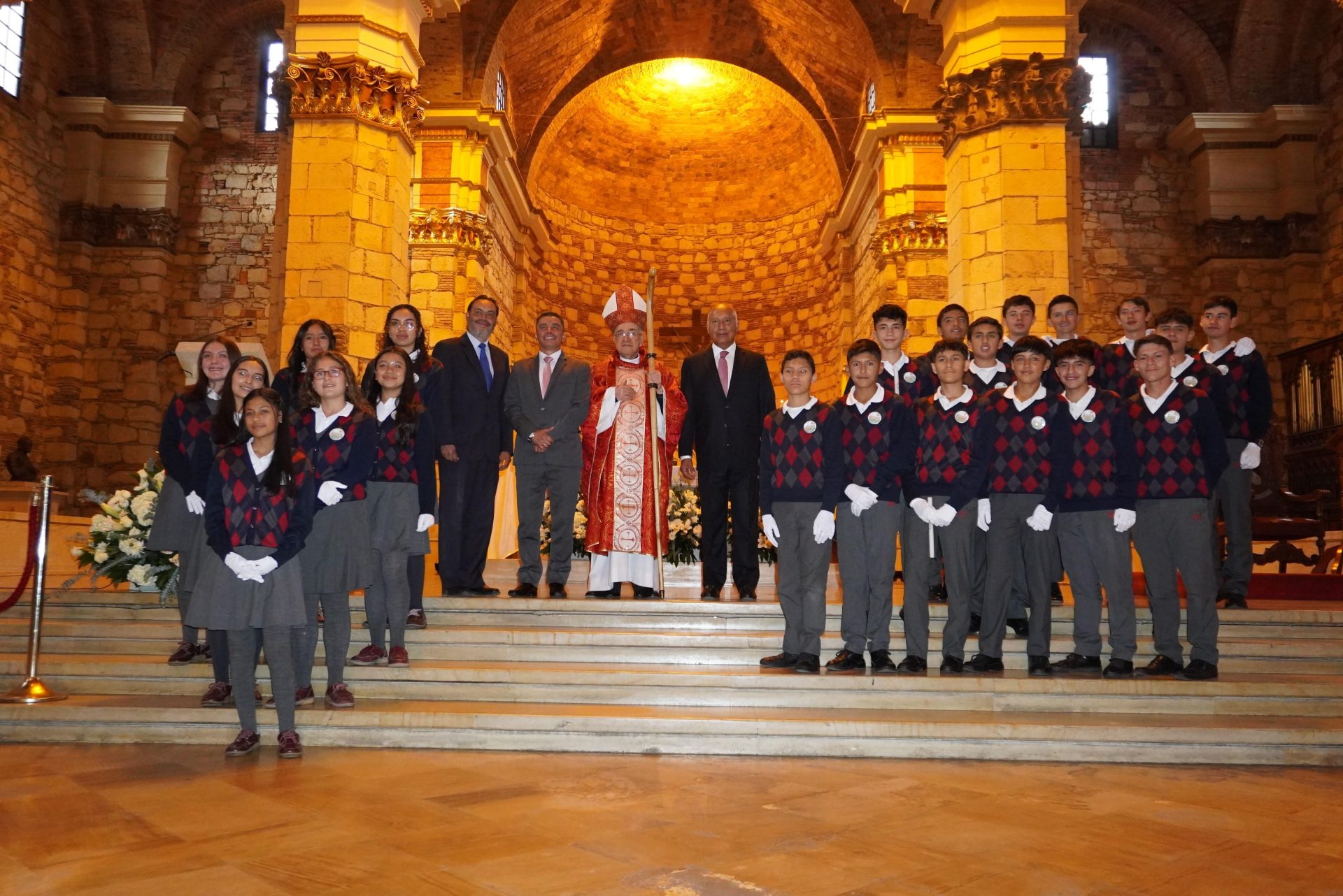 Obispo Hector Cubillos Pena Santa sofia 125