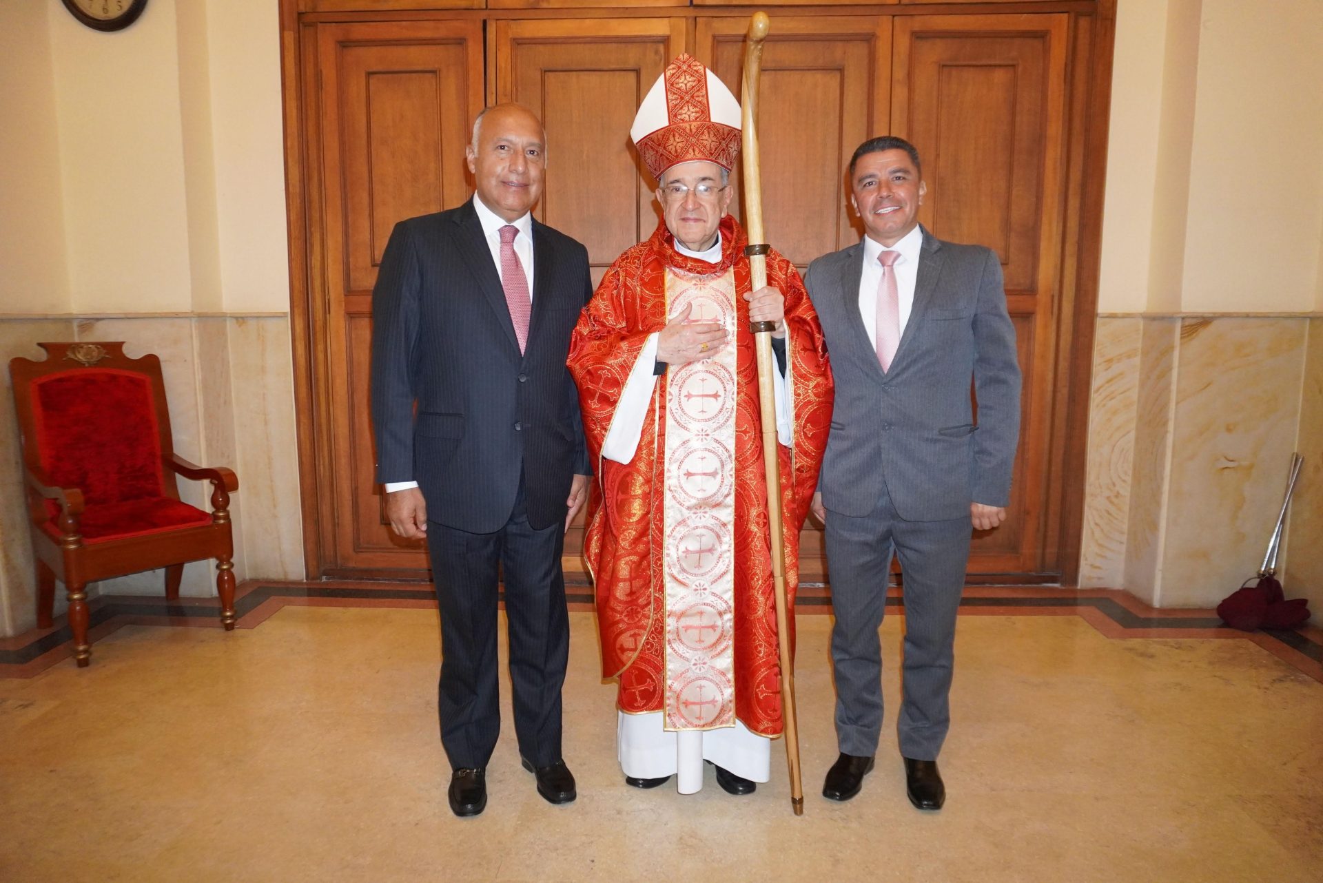 Obispo Hector Cubillos Pena Santa sofia 135