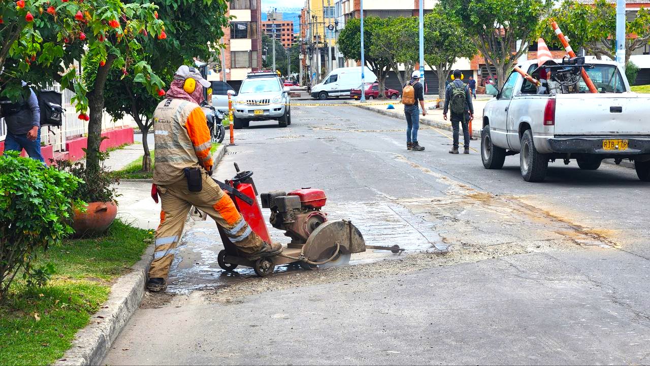 Zipaquira avanza en la recuperacion de su malla vial2