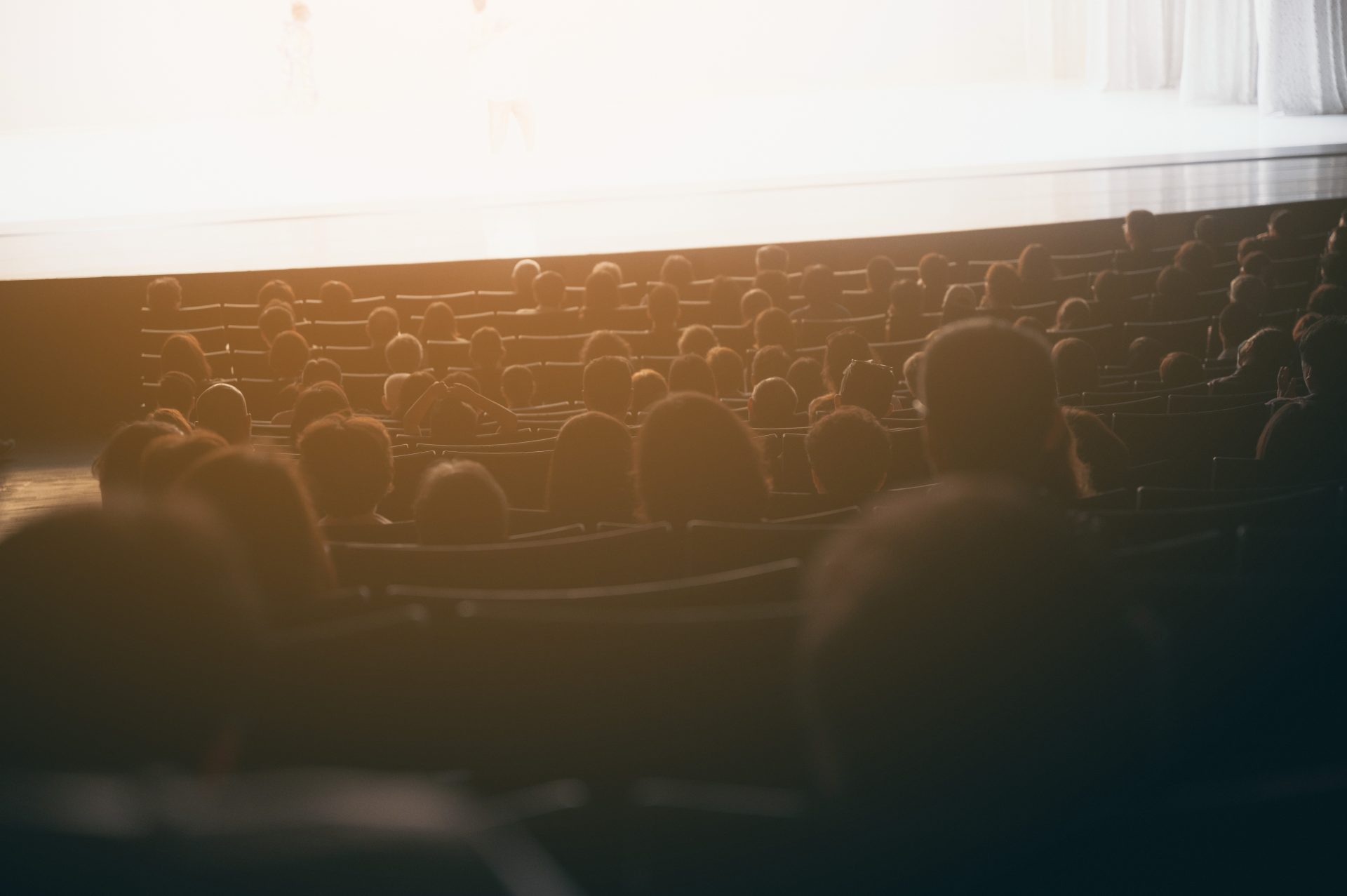 blurry background of people watching movies in mov 2023 11 27 05 17 41 utc