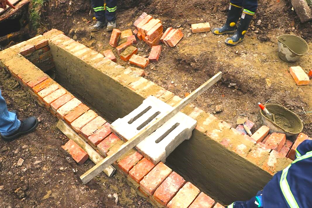 EPZ realiza la construcción de cárcamo transversal en el barrio Bolívar 83 de Zipaquirá