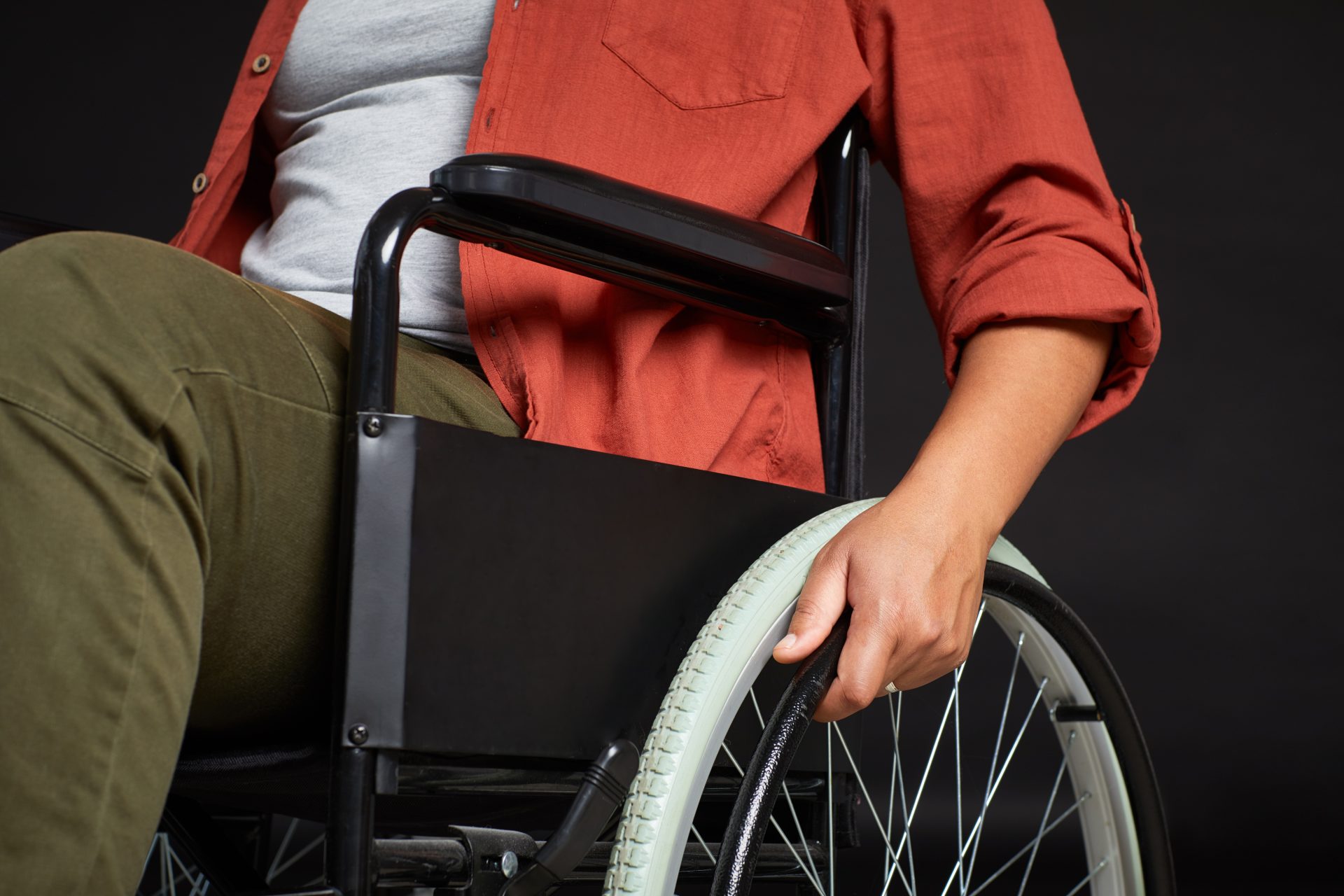disabled woman in wheelchair 2023 11 27 05 13 09 utc