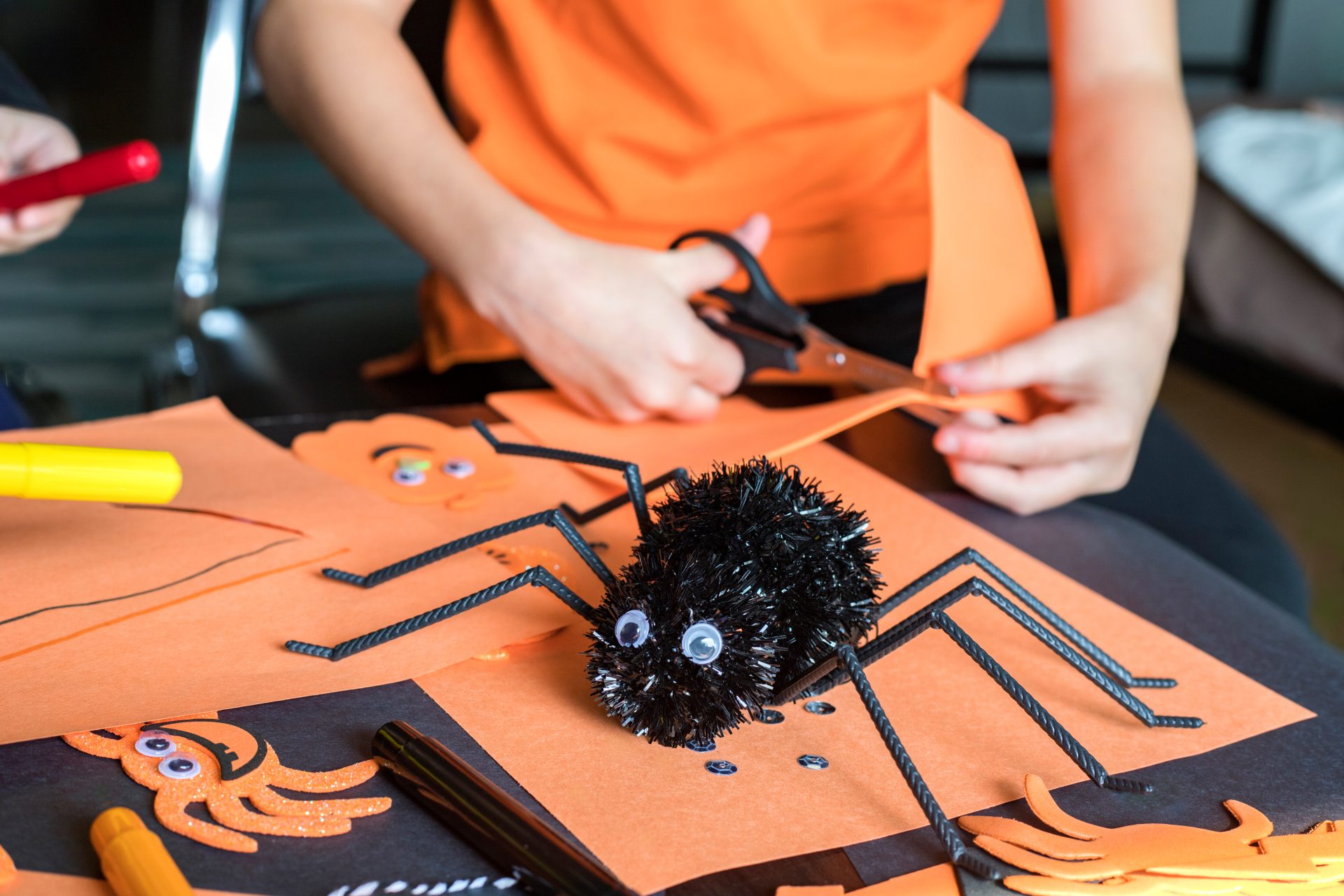halloween kids craft preparations little child do 2023 11 27 05 17 40 utc
