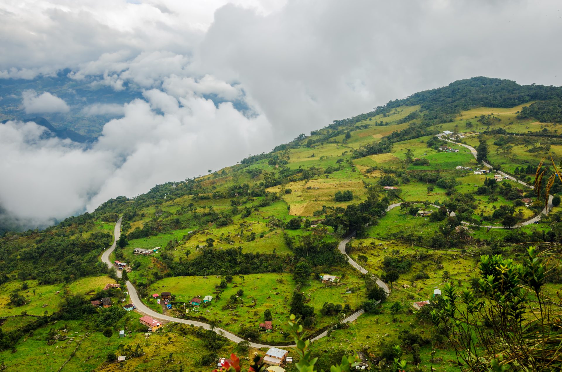 winding highland road 2024 08 06 01 10 25 utc