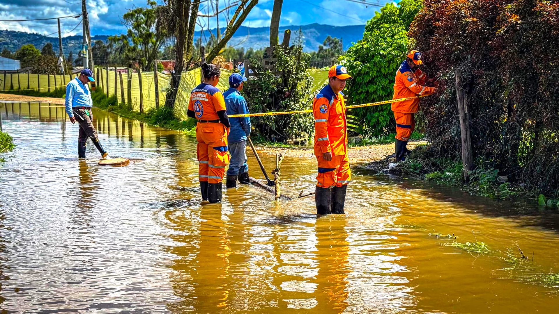 Chia en alerta por el aumento del Rio Frio acciones preventivas ante lluvias intensas1