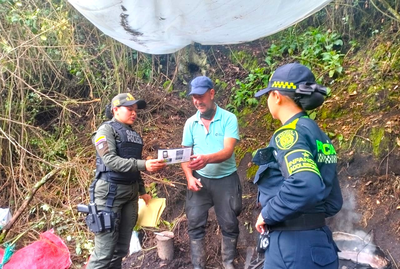 El Gaula lidera jornada de prevencion contra el secuestro y la extorsion en Zipaquira2