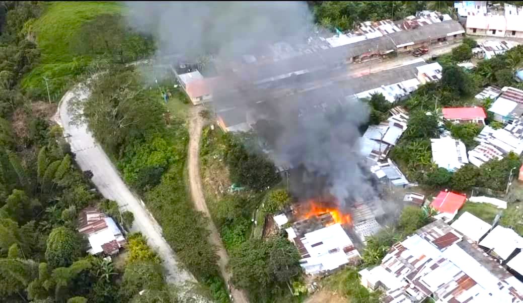 Grave incendio en La Palma Cundinamarca deja 47 damnificados y afecta ocho viviendas