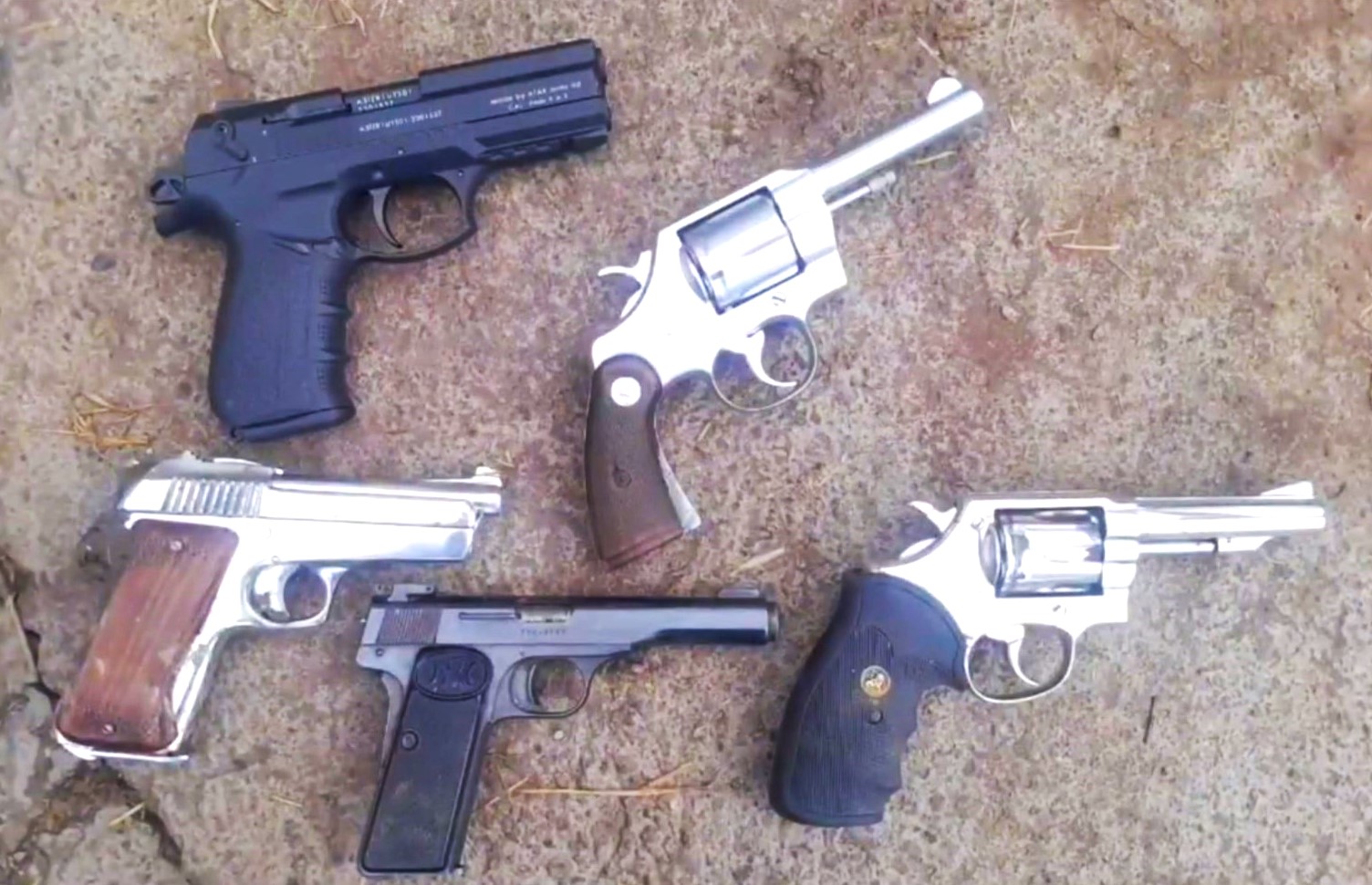 Policia de Fomeque desarticula banda criminal tras enfrentamiento armado2