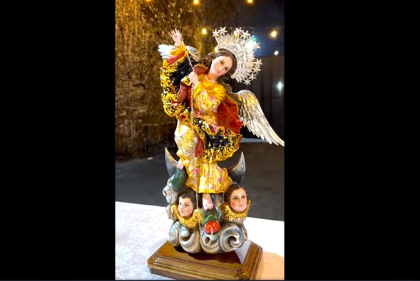 Virgen de Legarda, Alada o del Apocalipsis.