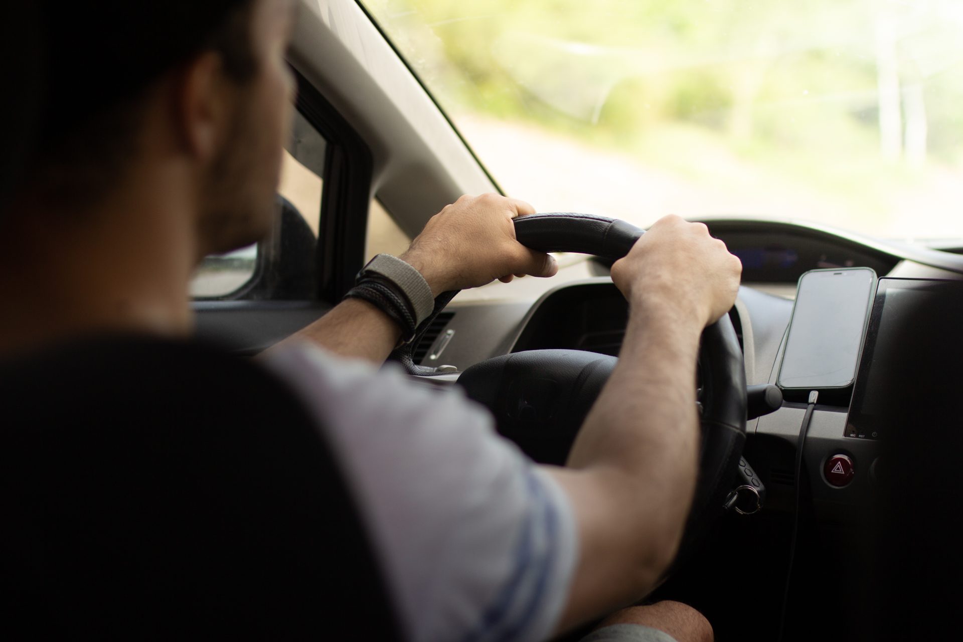 friendly driver travel by car the driver is driv 2023 11 27 05 17 45 utc