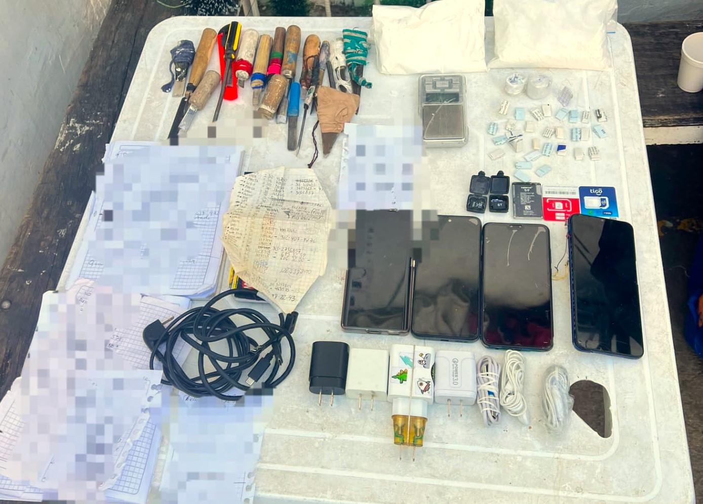 Operativo en la Carcel de Ubate 2