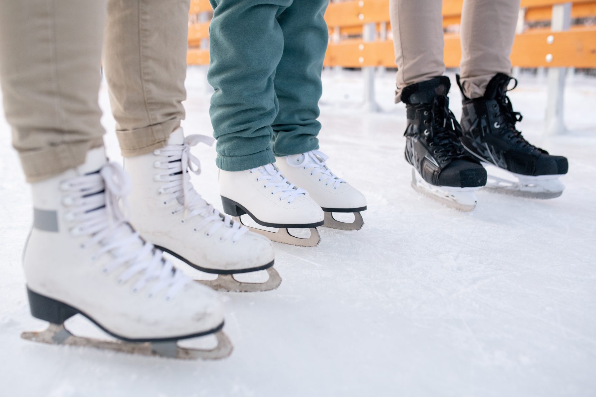 people on ice rink 2023 11 27 05 10 43 utc