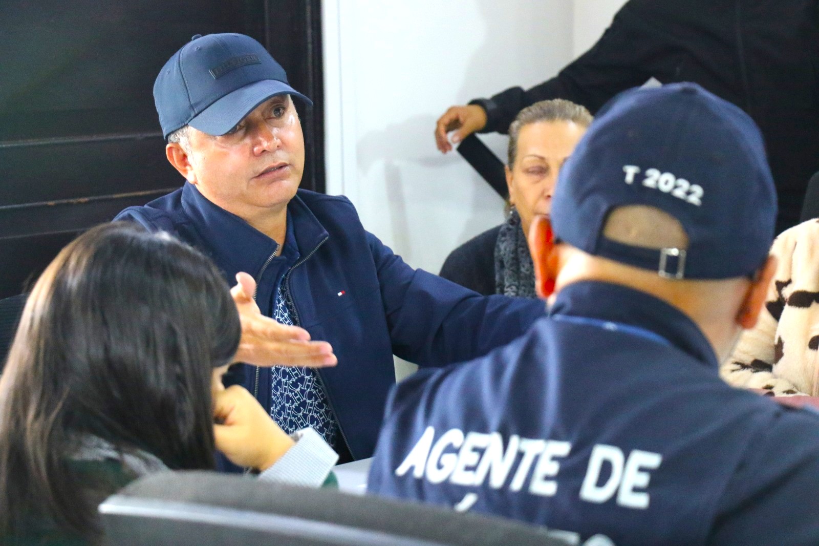 Alcalde de Tocancipa lidero reunion tras protestas por transporte ilegal y por mejoras del servicio1