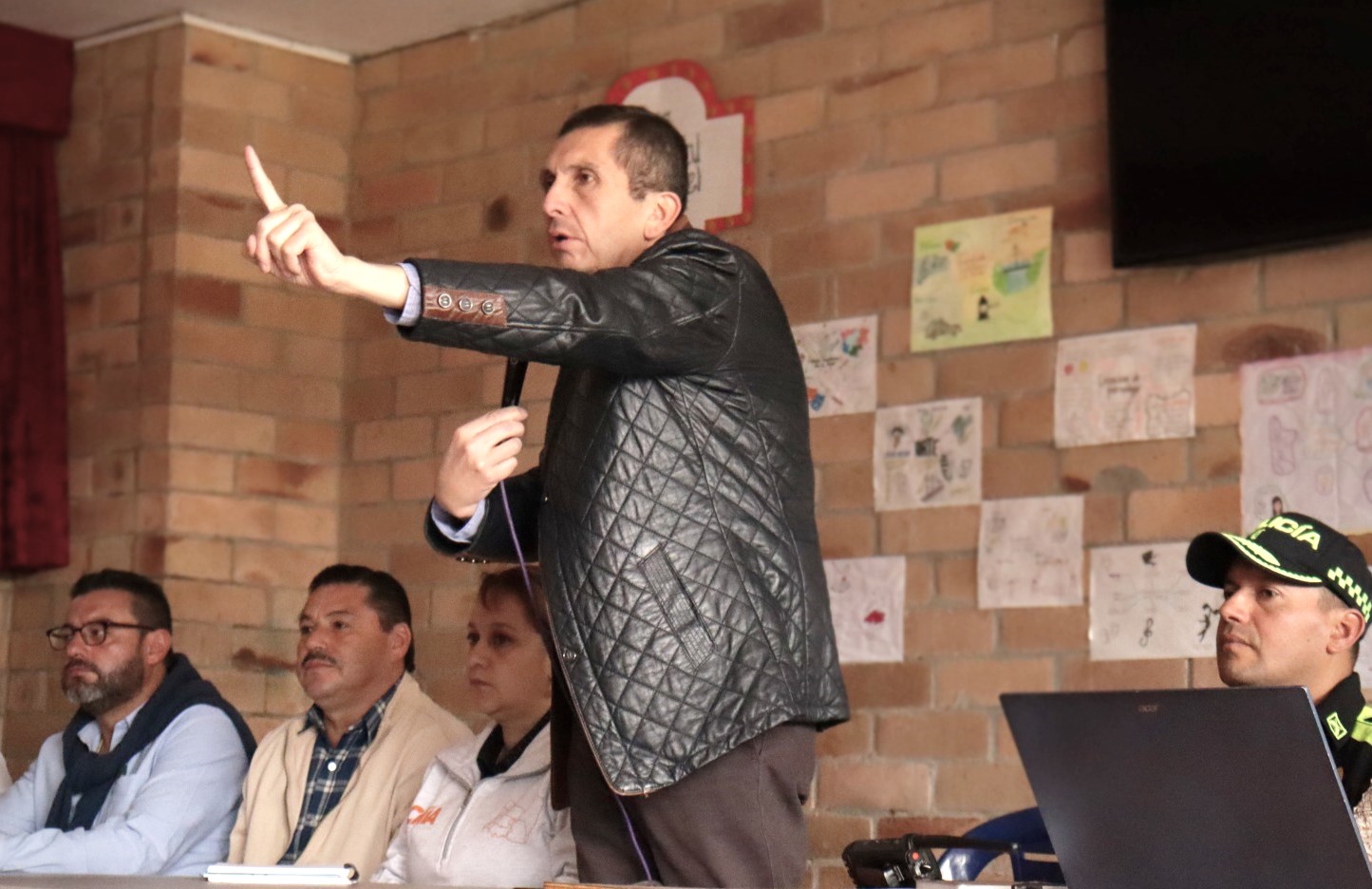 Inseguridad en inmediaciones del Colegio Cerca de Piedra en Chia Padres exigen soluciones1