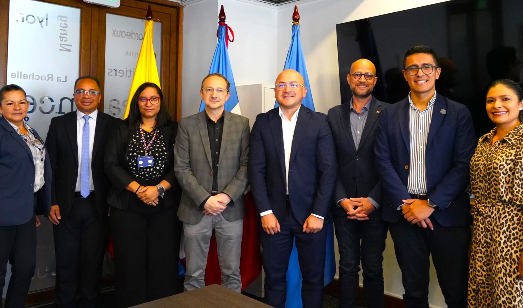 Zipaquira y Embajada de Francia buscan alianzas para impulsar la educacion y el turismo1