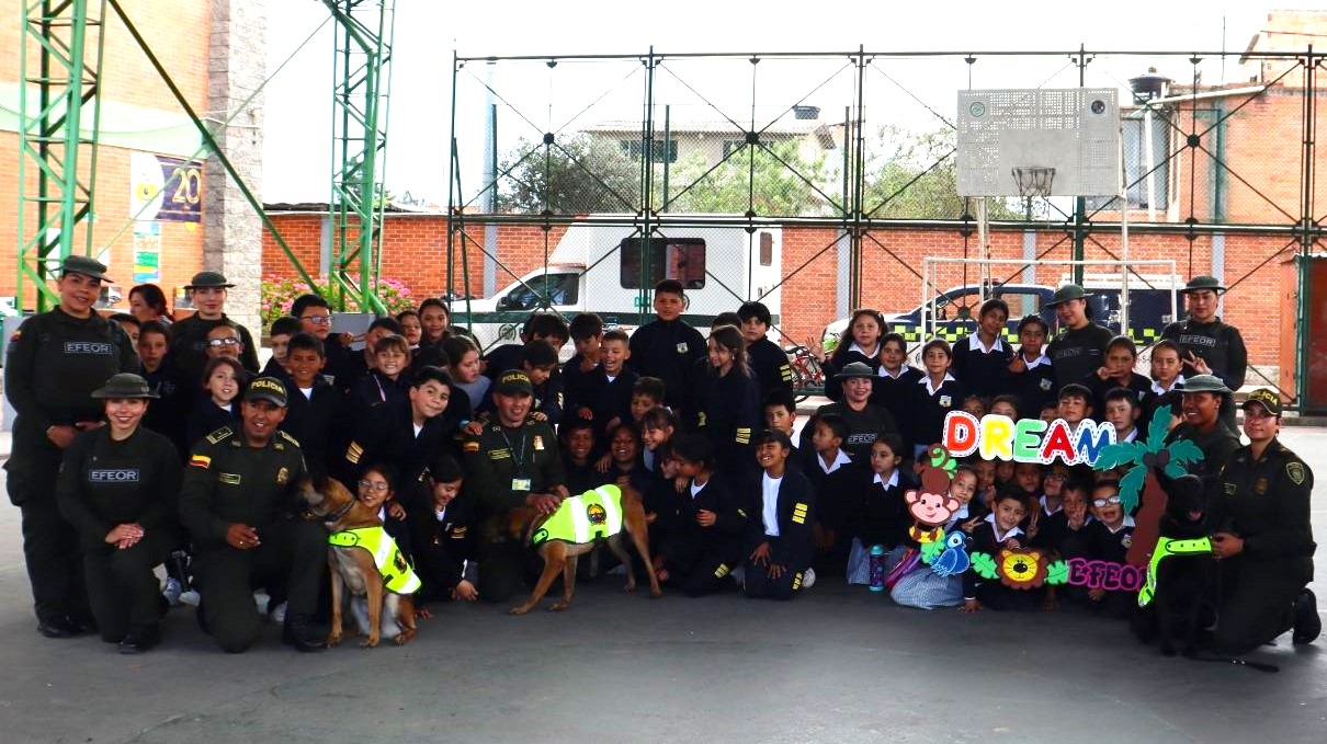 Lanzan la cartilla DREAN para proteccion ambiental en colegios rurales de Tocancipa2