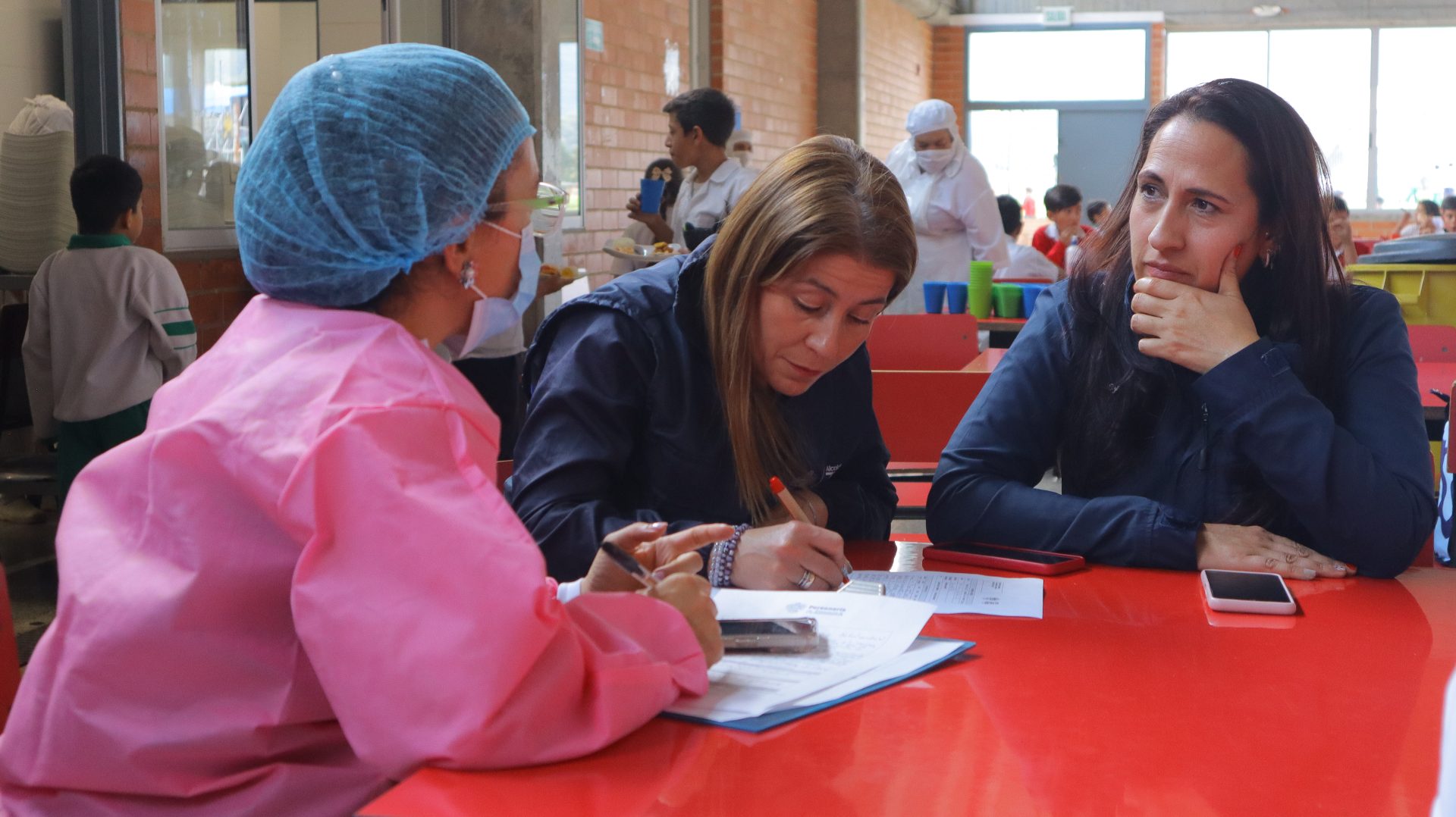 Suspenden clases en dos colegios de Zipaquira por brote de diarrea varios estudiantes afectados