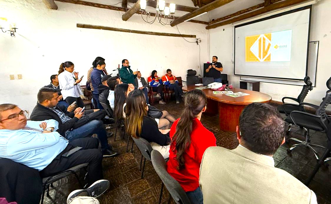Comunidad de Ubate en reunion con Invias conocio los avances de la Ruta de los Comuneros1
