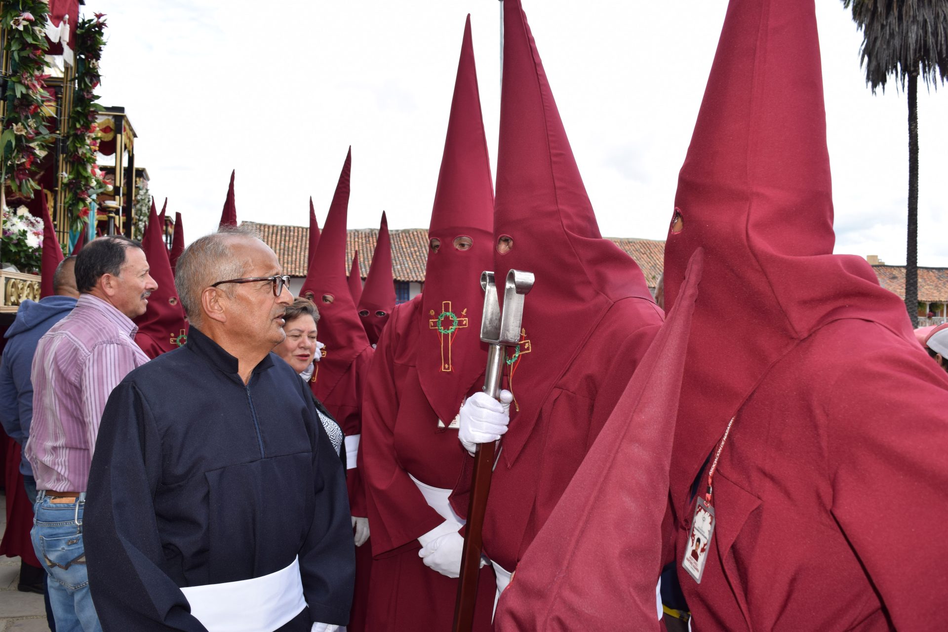 Bartolo el Nazareno Mayor de Zipaquira mas de 72 anos viviendo ‘paso a paso la Semana Santa2