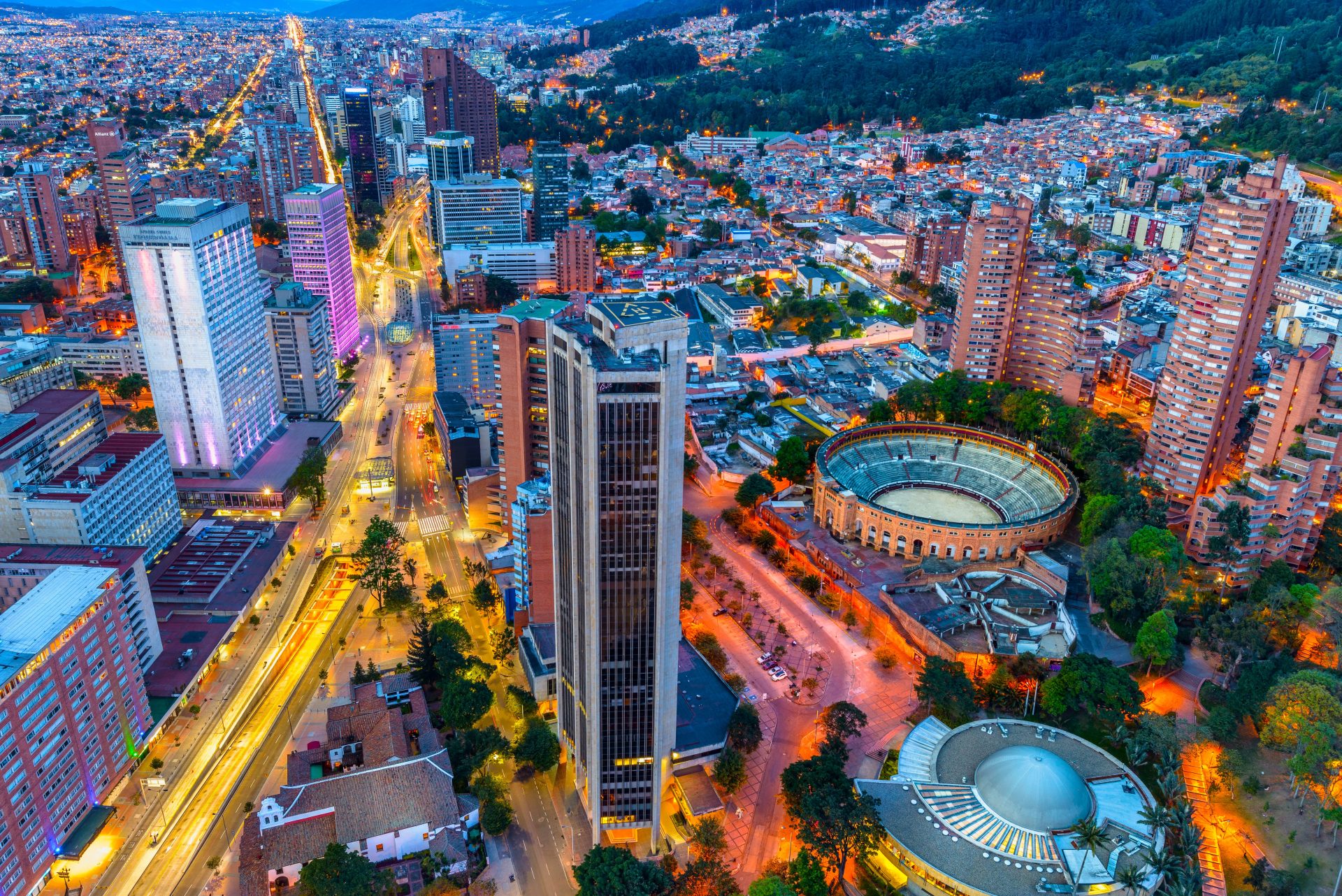 Colombia proyecta record de 300.000 turistas para Semana Santa 20251