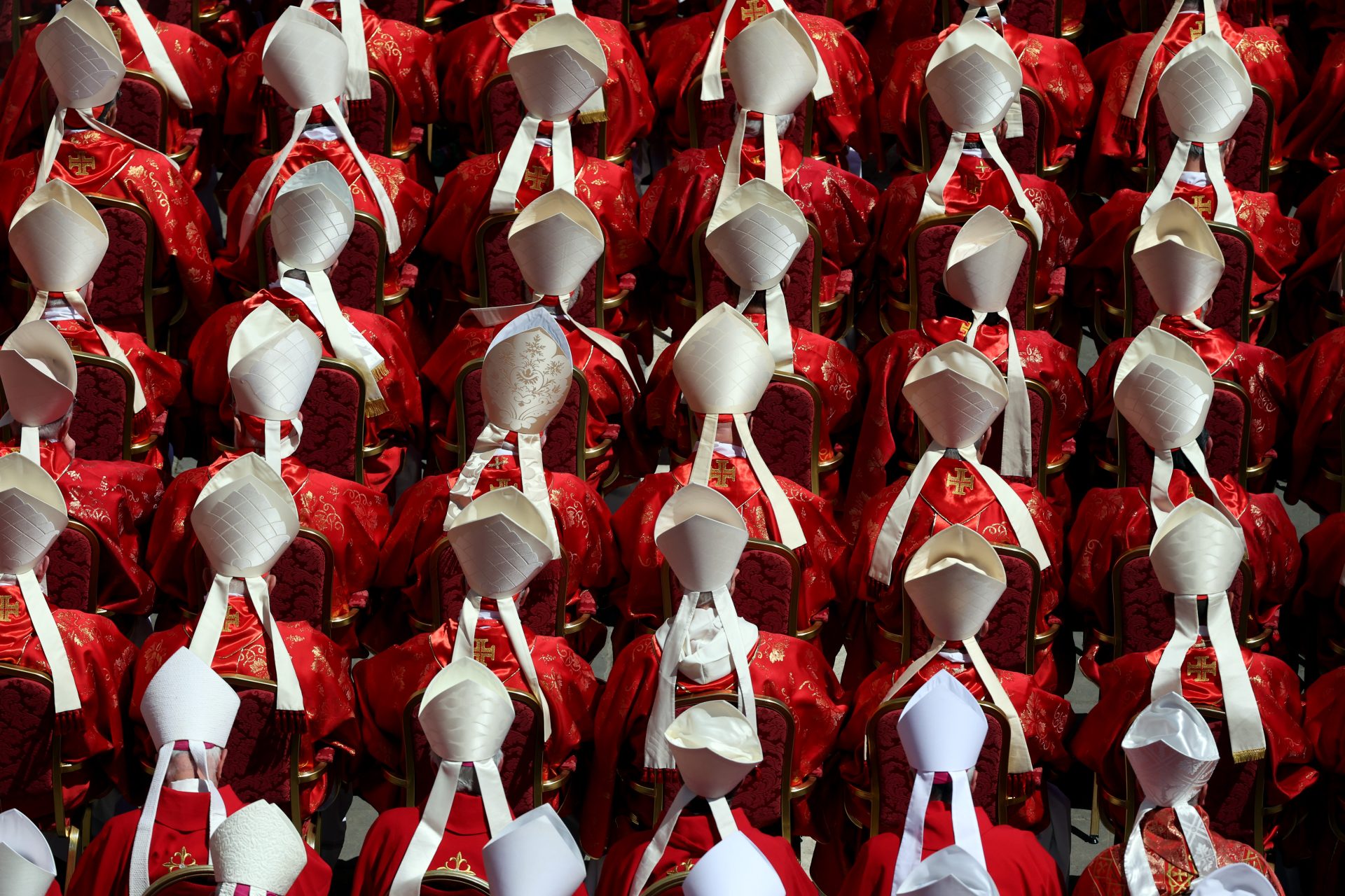 Este miercoles se inicia el conclave en el Vaticano 133 cardenales elegiran al nuevo Papa Depositphotos 808661018 XL
