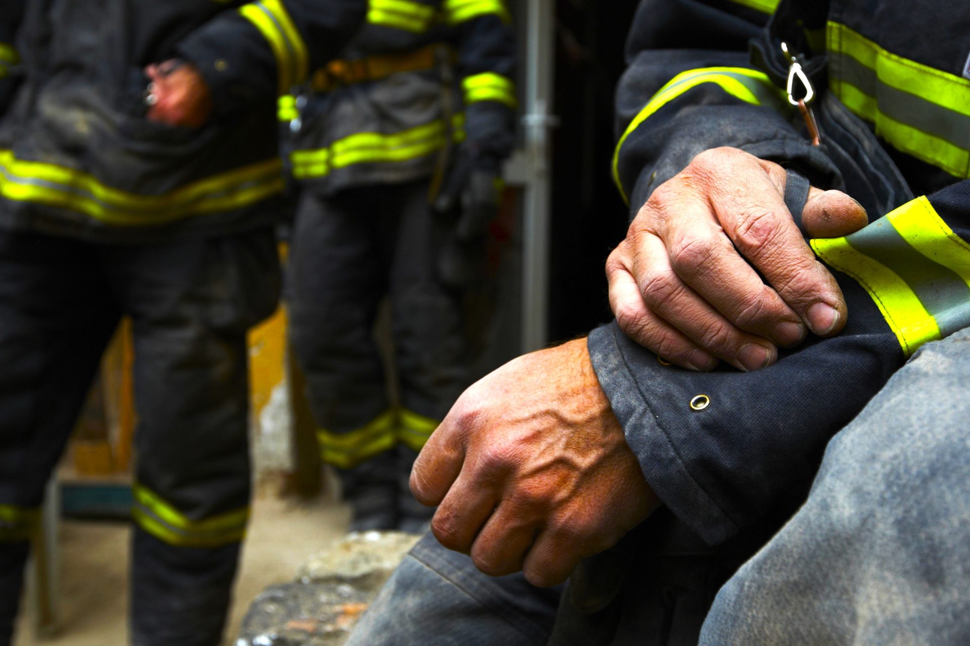 Grave abandono estatal a los bomberos les adeudan mas de 681 mil millones de pesos1