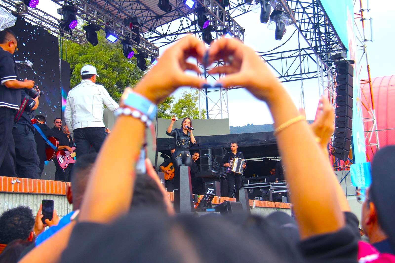 MOM FEST 2025 en Tocancipa Mas de 12 000 madres homenajeadas3