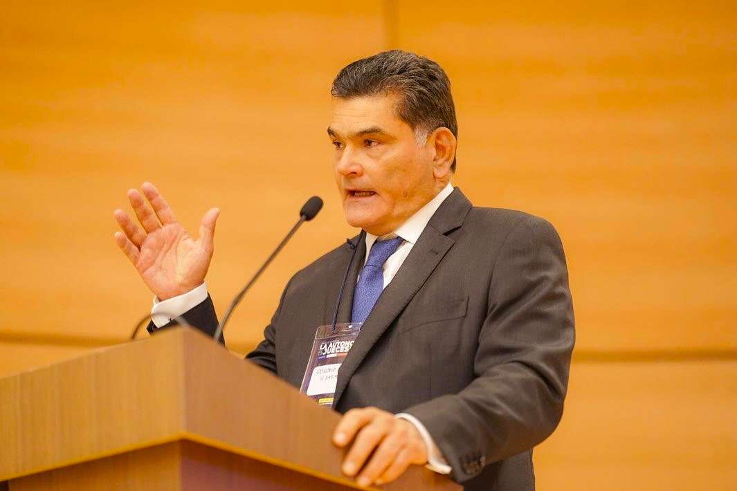 Procurador General llama al respeto institucional tras incidentes en el Senado1