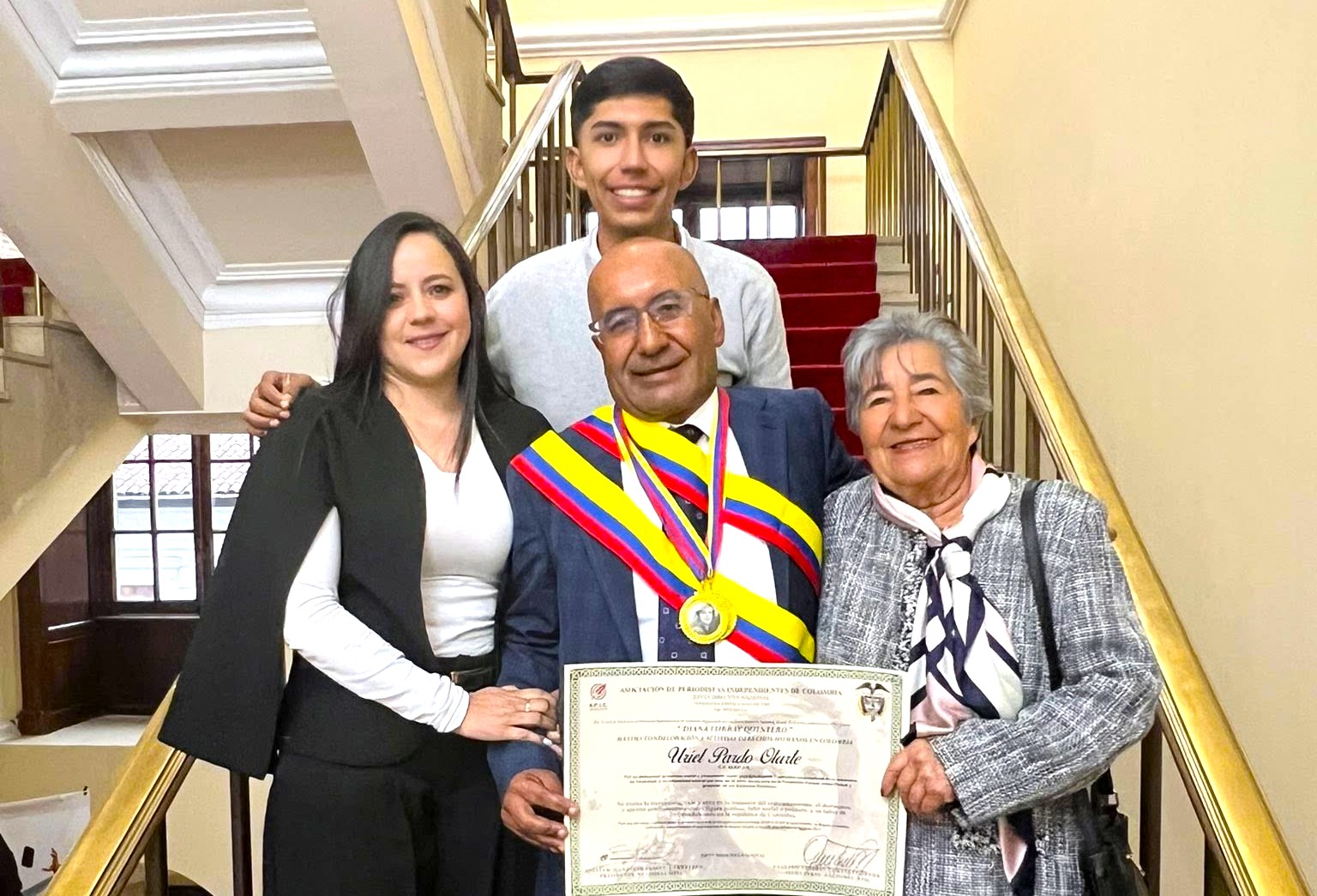Uriel Pardo Olarte galardonado con la distincion Diana Turbay Quintero 20252