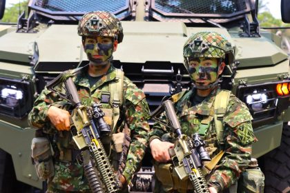 32 mujeres oficiales del Ejercito de Colombia rompen barreras en liderazgo militar1