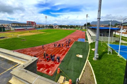 Concejo de Zipaquira verifica avance del Complejo Deportivo El Zipa Gonzalez