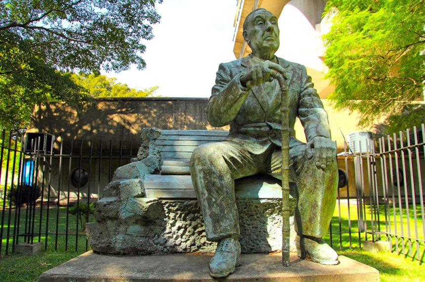 Un cafe con Borges lecturas dialogos y cafe en homenaje al maestro argentino