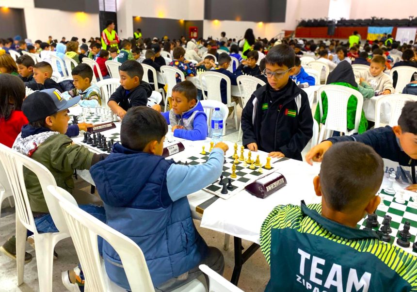 Cundinamarca conquista 21 medallas en ajedrez rapido y se consolida como potencia juvenil nacional1