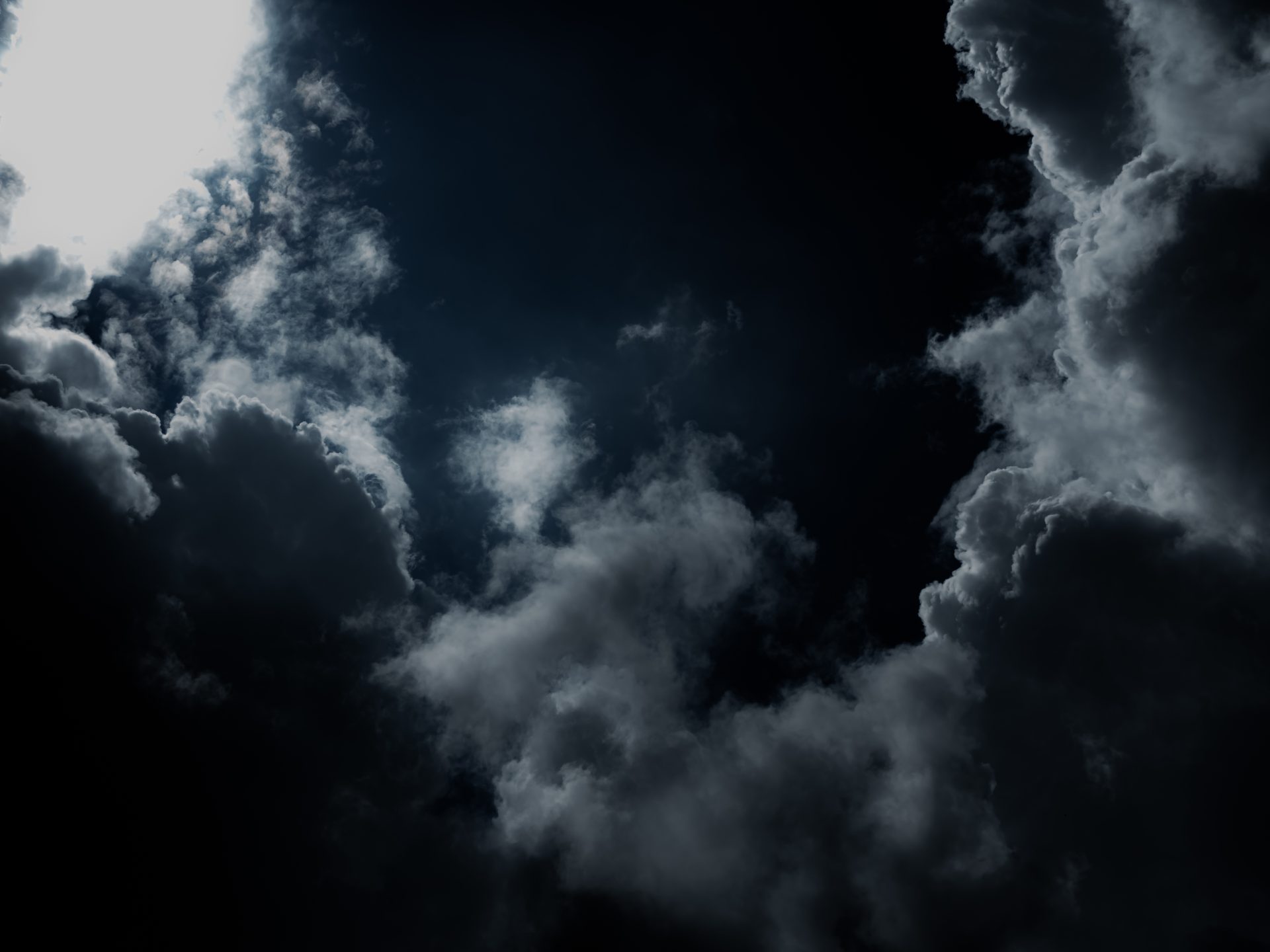 cloud storm sky dark rain lightning thunder stoumy 2025 02 22 01 16 10 utc