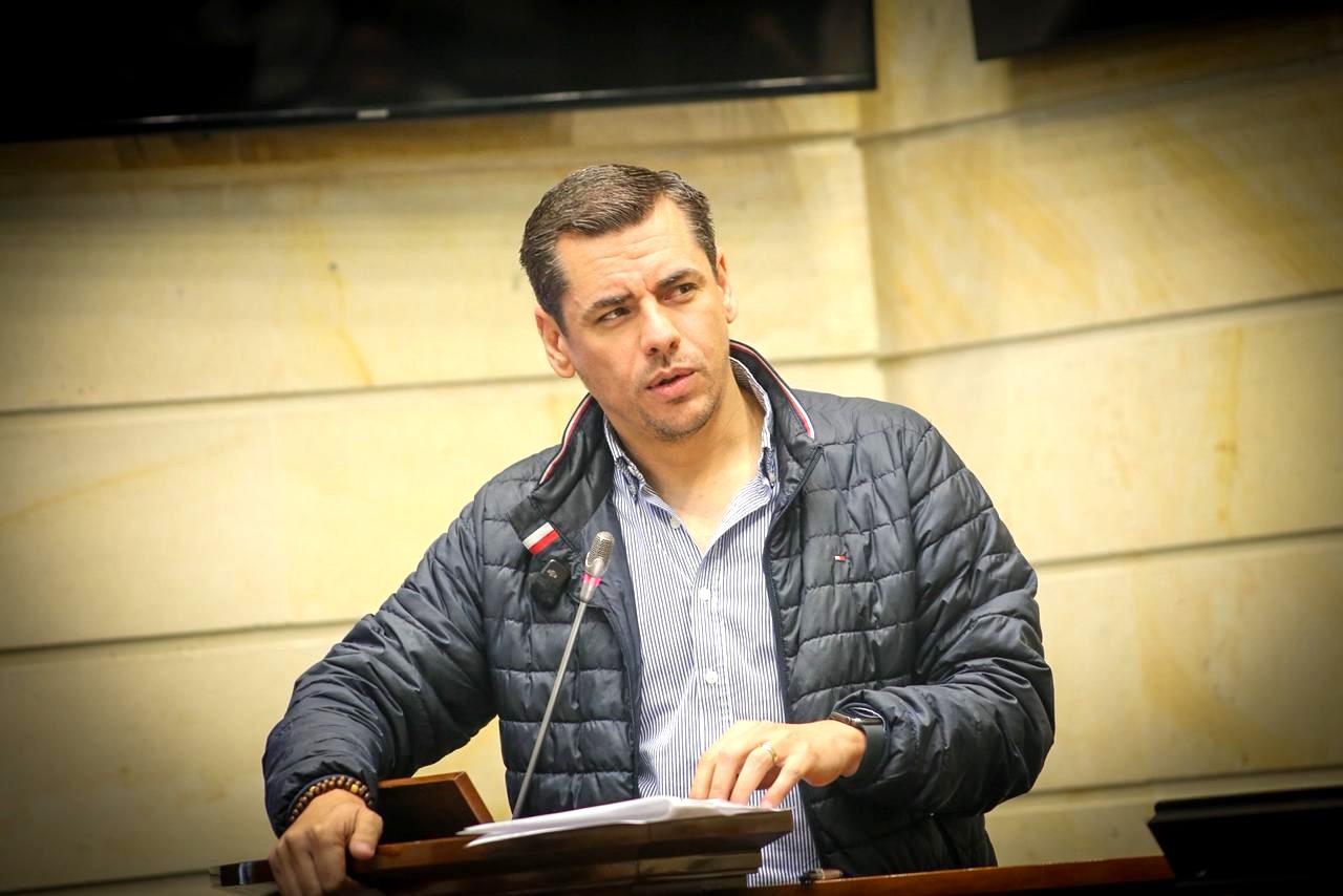 Colombia alista ley para influencers Senado abre el debate2