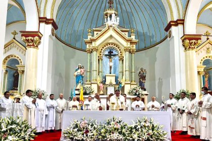 Gacheta se une en fervoroso homenaje a su hijo ilustre monsenor Jorge Enrique Malpica