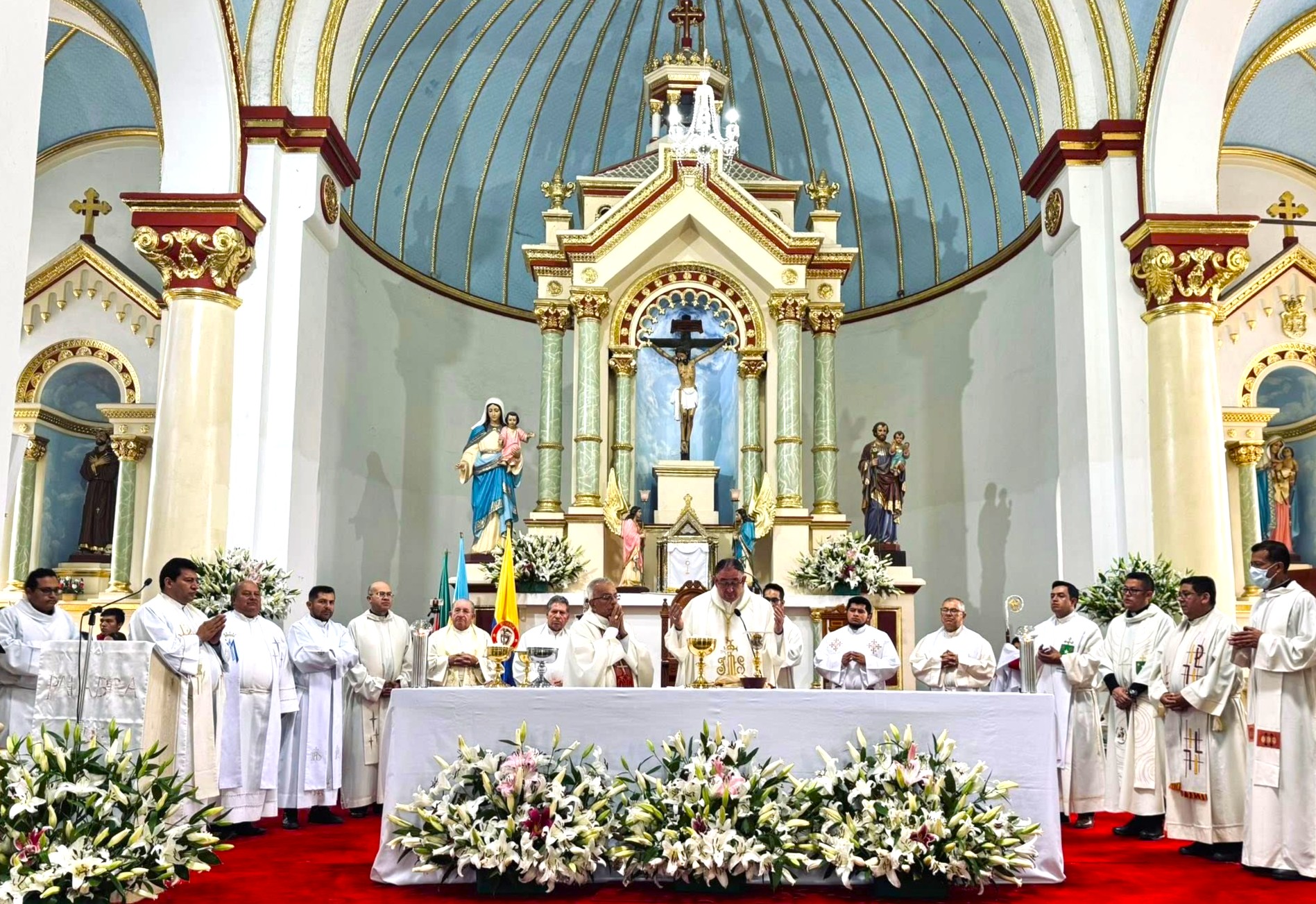 Gacheta se une en fervoroso homenaje a su hijo ilustre monsenor Jorge Enrique Malpica