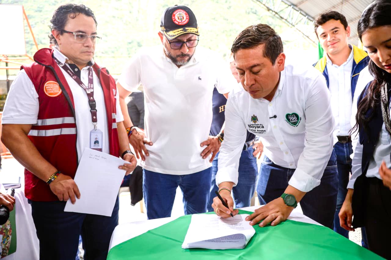 Gobierno y comunidades de Boyaca logran acuerdo y levantan protesta contra AES Colombia