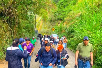 Inspeccionan 16 puntos criticos de la Perimetral de Oriente para intervencion urgente1