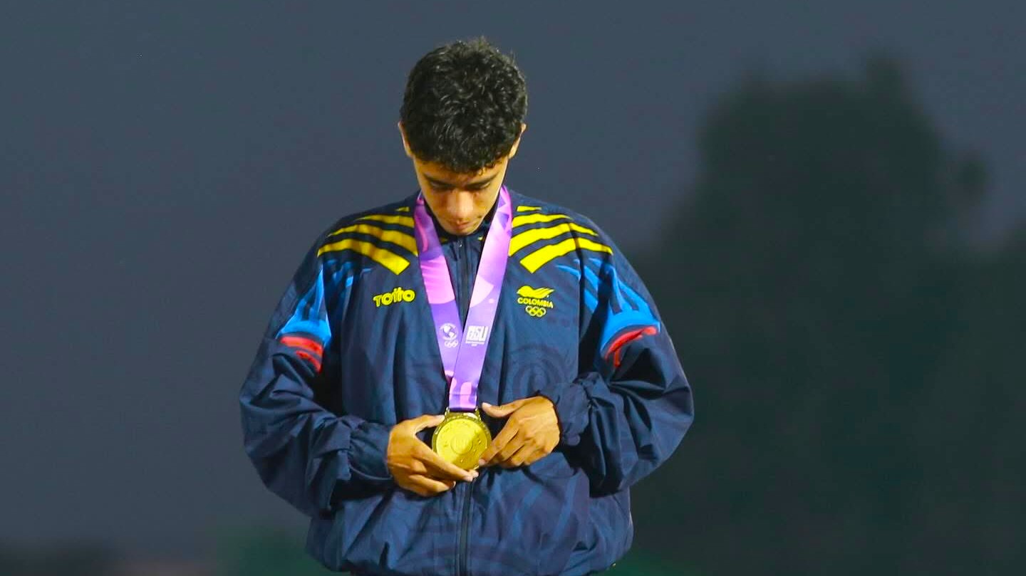 Pedro Marin atleta de Choconta gana doble oro en Suramerica y clasifica a los Juegos Panamericanos 2