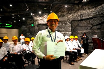 Catedral de Sal potencia su magia con 30 guias graduados en tecnicas narrativas1