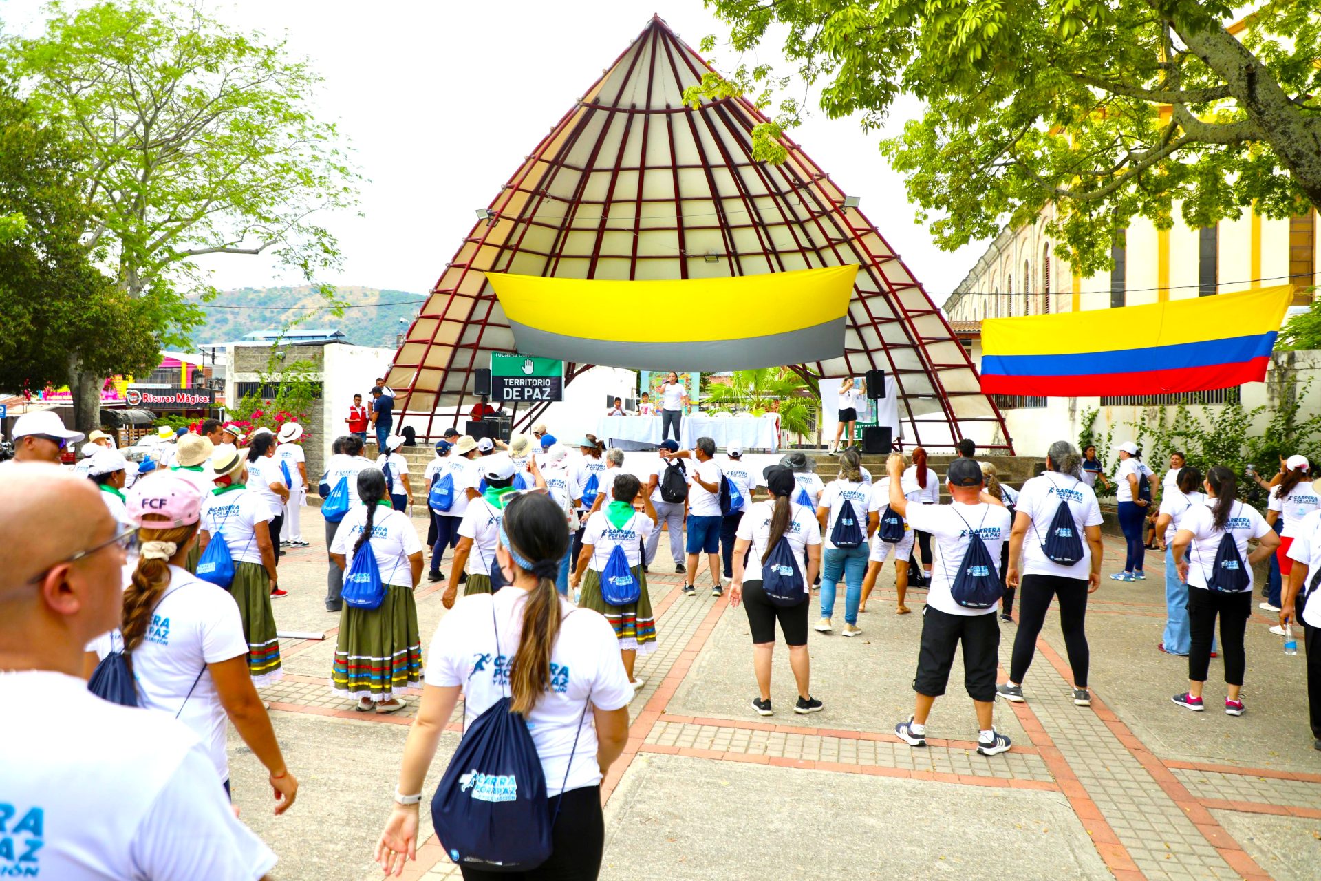 Tocaima reunio a cientos de corredores en la Carrera por la Paz y la Reconciliacion