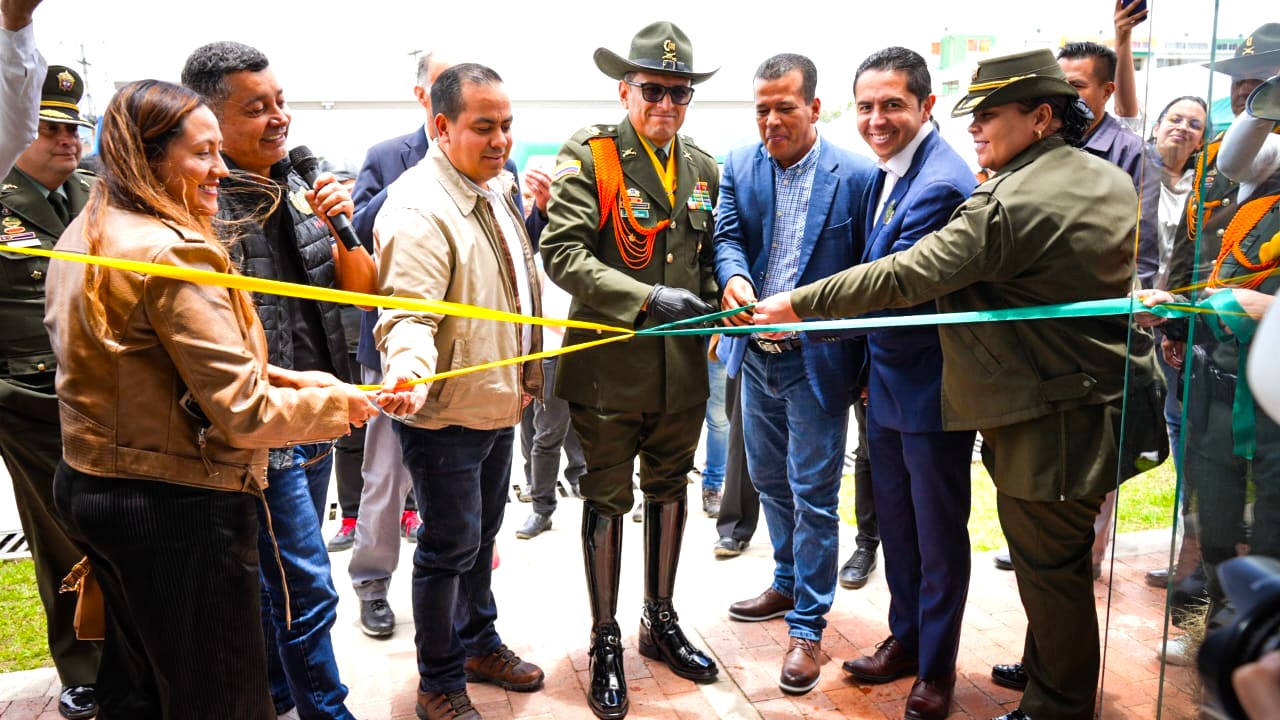 Tocancipa refuerza su seguridad y confianza ciudadana con la Unidad Basica de Carabineros1