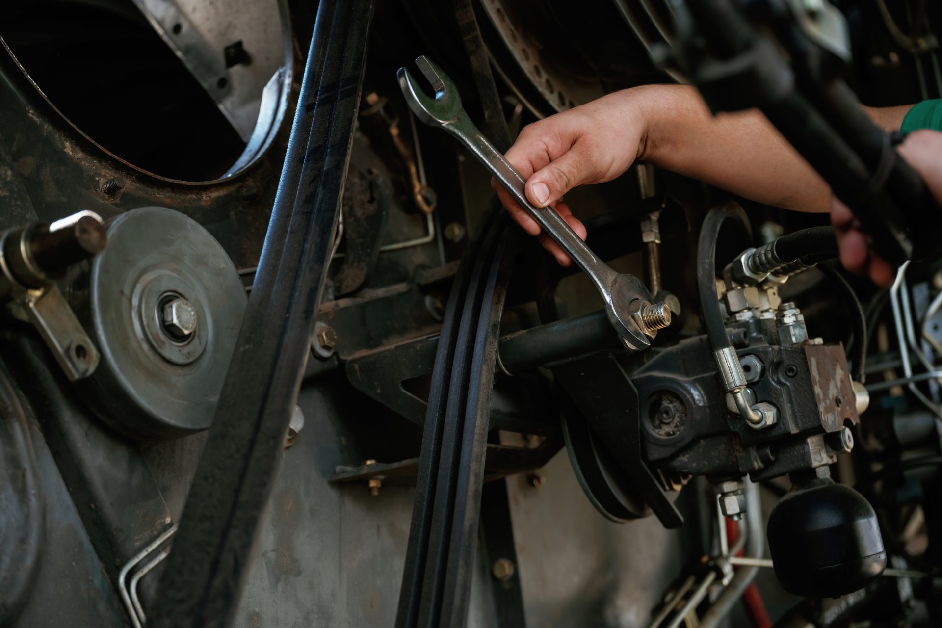 mechanic working on industrial machinery in a work 2025 03 18 20 47 15 utc