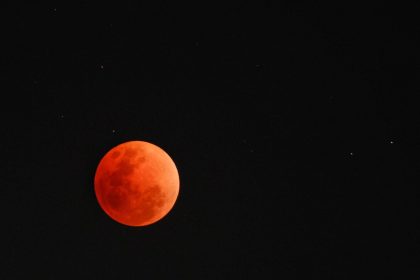 super blue blood moon in the night 2025 01 07 09 53 27 utc