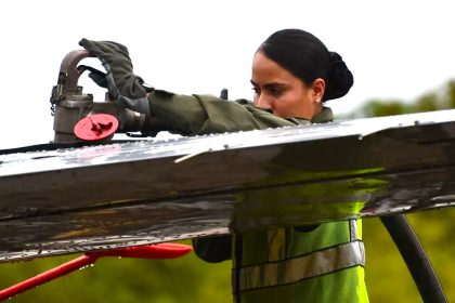 Alexandra Recalde la unica mujer tripulante de ala fija en la Aviacion del Ejercito Nacional1