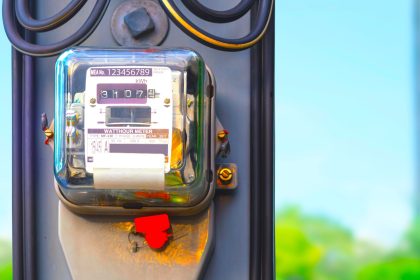 Avanza en el Congreso el proyecto que eliminaria el cobro por reconexion de agua luz y gas en Colombia1