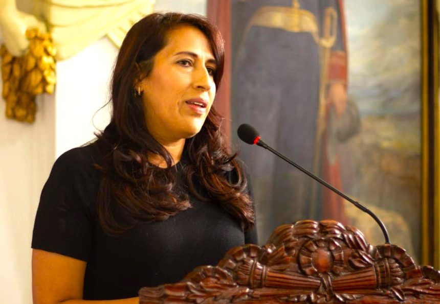 En Zipaquira un festival donde los libros cantan los ninos leen y la musica cuenta historias