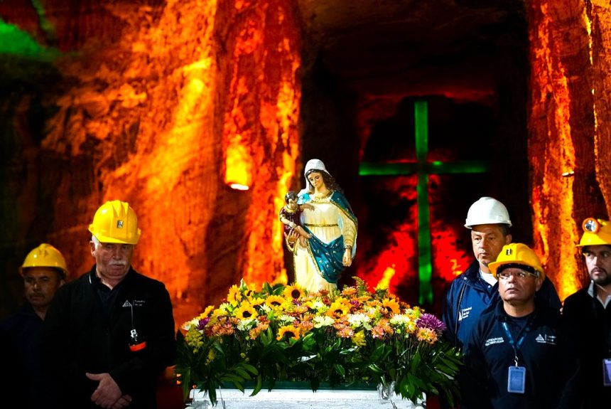 La Morenita de la Sal la fe que sigue caminando en Zipaquira1